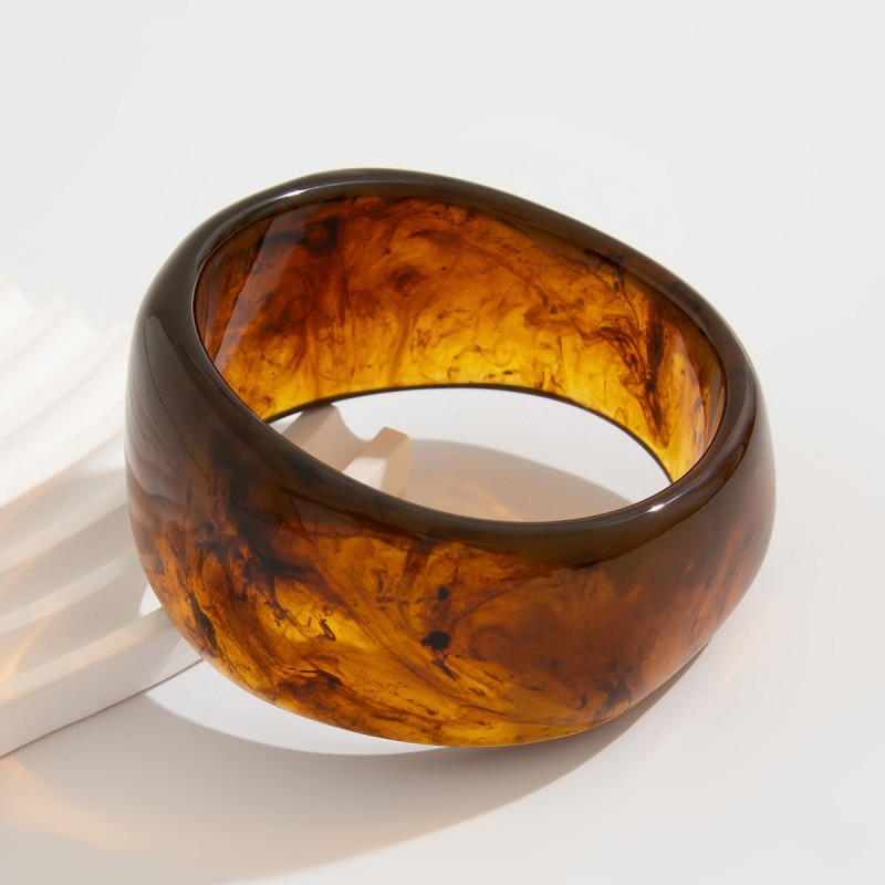 Retro Asymmetrical Smudged Bracelet Round Wide Acrylic Brace